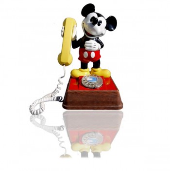 Mickey-Mouse phone
