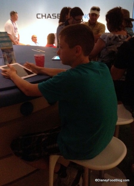 Chase Cardmember lounge 3 Festival Center