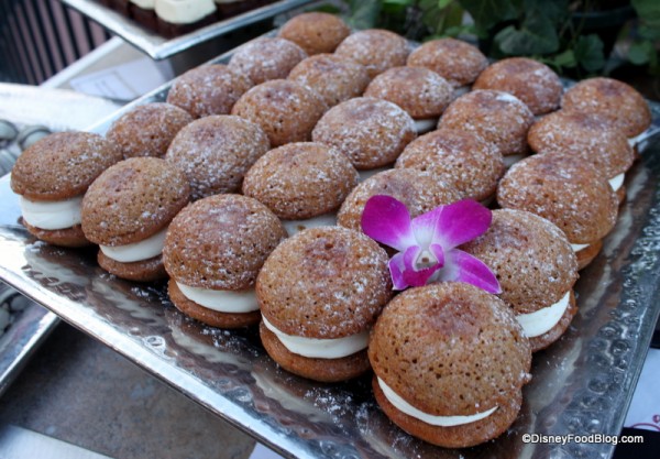 All-You-Can-Eat Writer's Stop Carrot Cake Cookies!