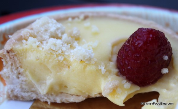 cross section of lemon meringue tart