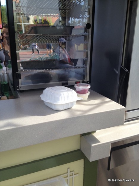 Old West Cinnamon Roll To Go