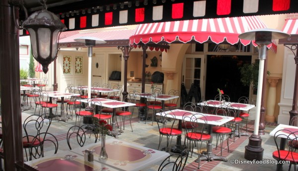 Patio 2 Carnation Cafe