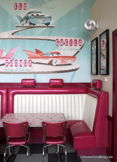 I Love These Booths!