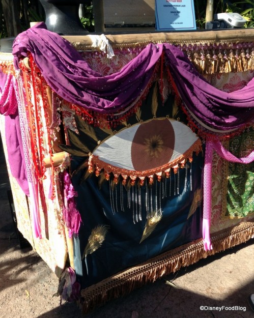 Cool detail on the stand