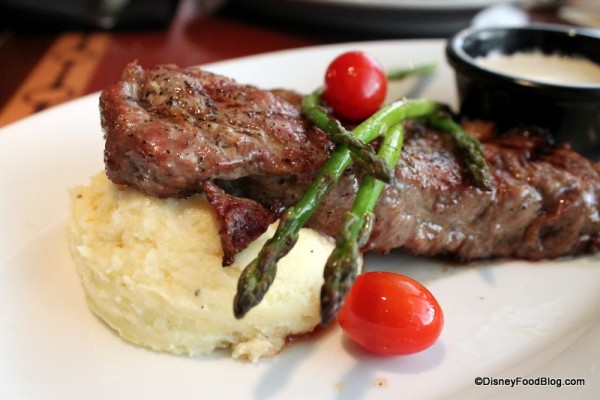 Side of mashed potatoes