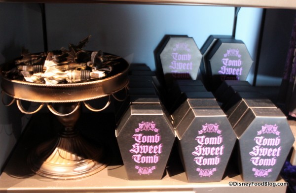 Wine stoppers and coasters