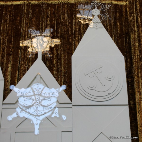 "It's a Small World" design