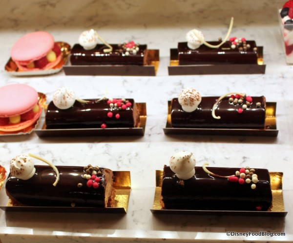 Bûche de Noël -- In the Case