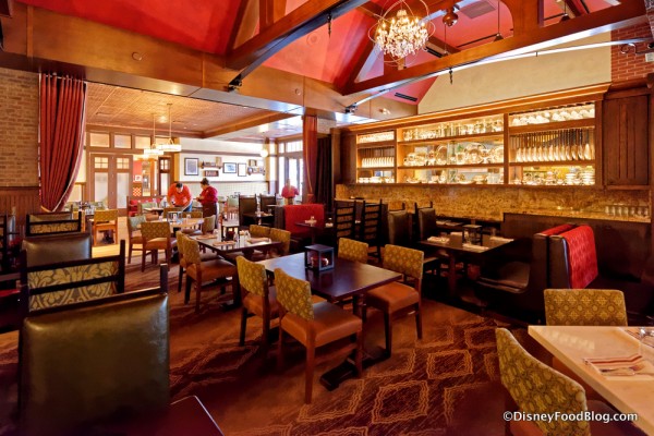 Seating -- Sala da Pranzo