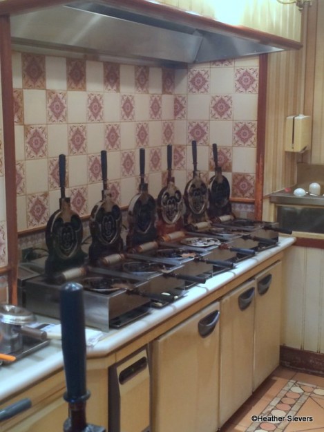 Mickey Waffle Iron Line Up