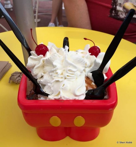 Mickey Pants Kitchen Sink Sundae