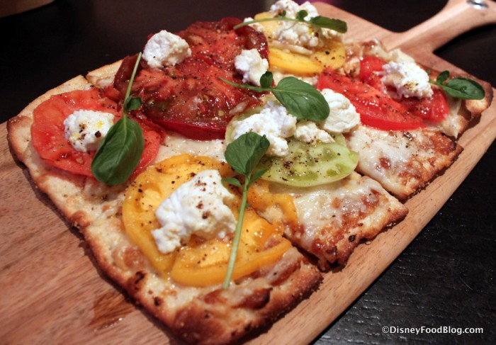 Caprese flatbread