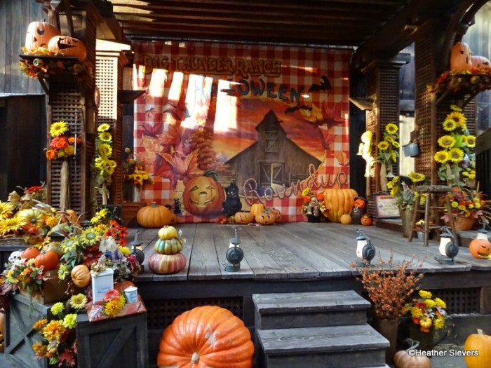 Big Thunder Ranch BBQ Stage