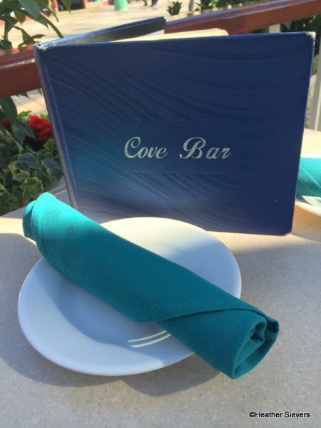 Cove Bar Place Setting