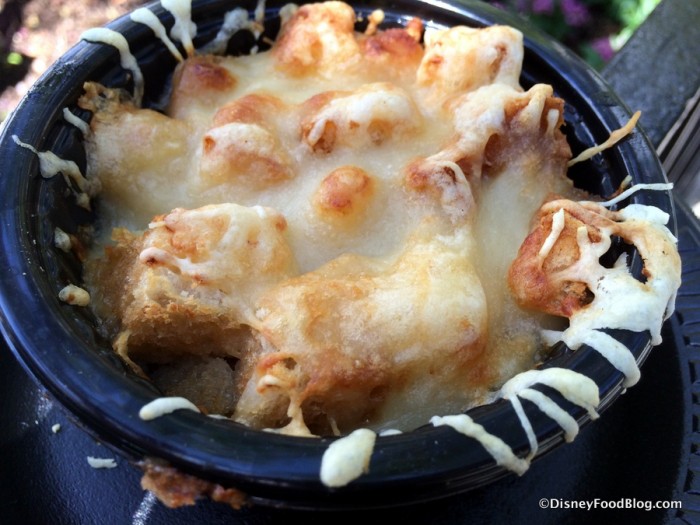 Soupe à l’oignon au Gruyère et Cognac -- Gruyère and Cognac Onion Soup