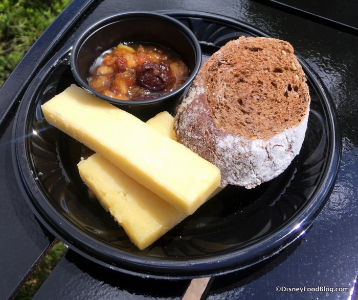 Irish Cheese Selection Plate: Irish Cheddar, Dubliner and Irish Porter