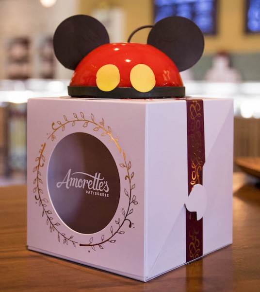 Mini Mickey Dome Cake ©Disney