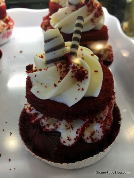 Red Velvet Whoopie Pie