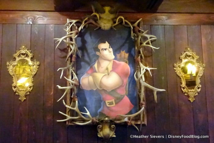 Gaston Decor