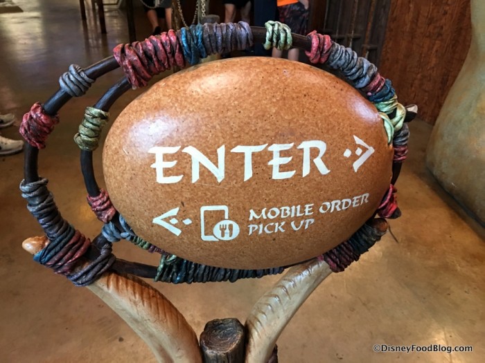 Sign directing to Regular and Mobile Order