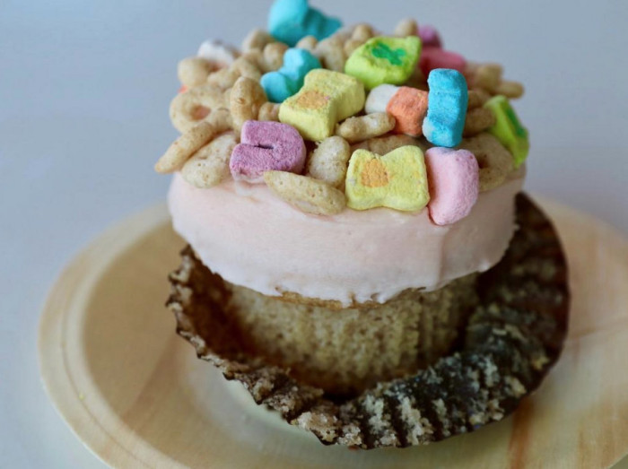 Lucky Charms Cupcake @DisneySprings Twitter
