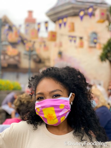 dfb-merch-lanterns-face-mask